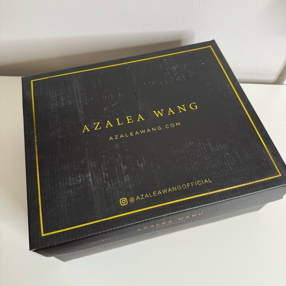 Azalea Wang - Tan Women's Winter Boots with Crystal Embellishments NWB US 7 - Picture 10 of 10